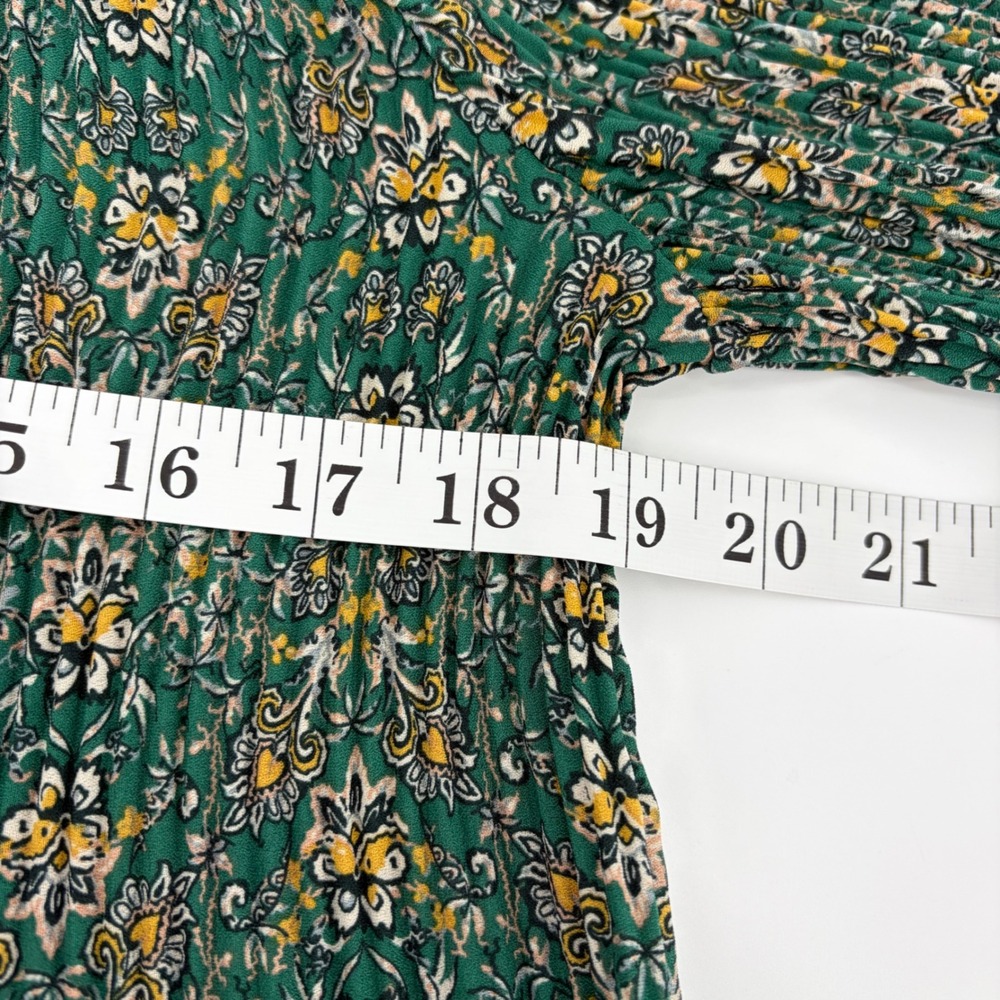 Max Studio Pleated Floral Paisley Blouse Green Women Size M Bell Sleeve‎ Boho - Picture 6 of 7